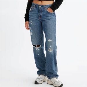 NWOT Levi’s Premium 501 90s jeans Indigo Destructed
Size 26